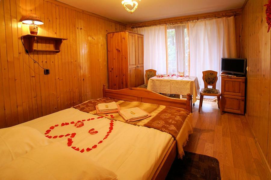 "Harnas" Zab-Bustryk Hotel Eksteriør billede